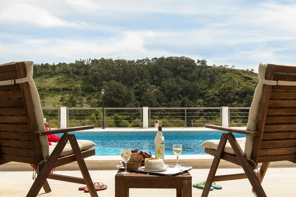 Beachouse - Surf, Bed & Breakfast Ericeira Ngoại thất bức ảnh