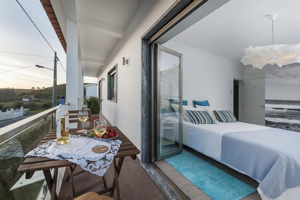 Beachouse - Surf, Bed & Breakfast Ericeira Phòng bức ảnh